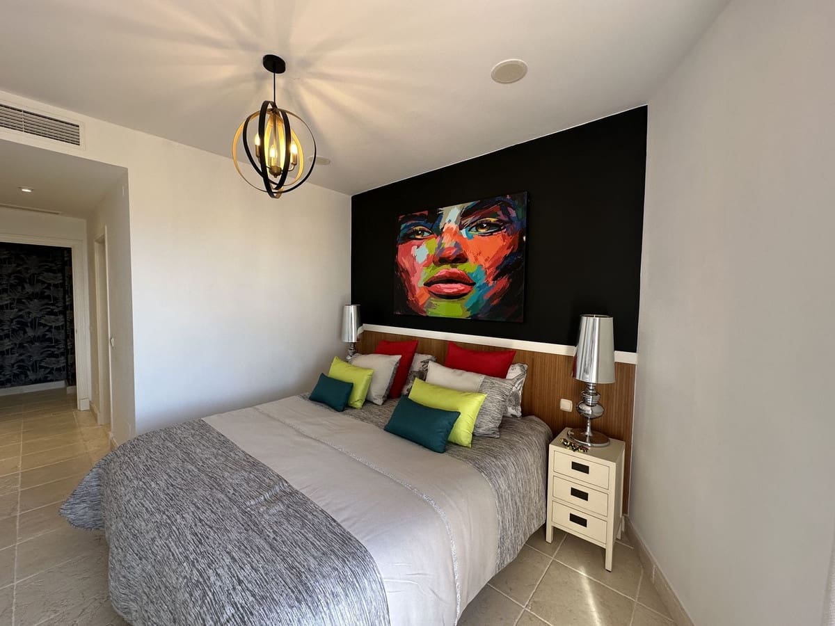 Ático de 3 habitaciones en Benahavís en venta con piscina - 1.125.000 € (Ref: 9626060)