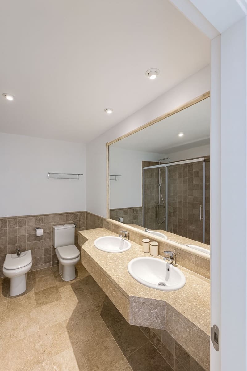 Ático de 3 habitaciones en Benahavís en venta con piscina - 1.125.000 € (Ref: 9626060)