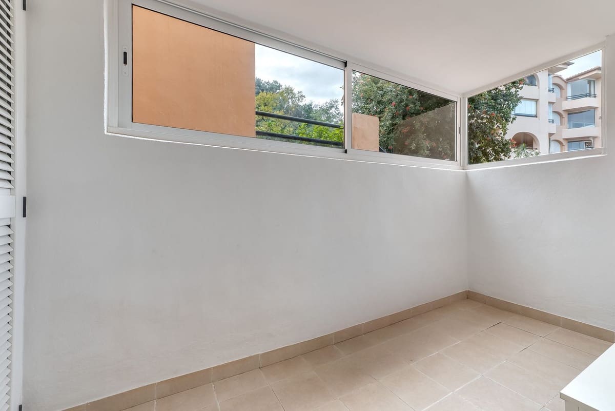 3 sovrum Lägenhet till salu i Elviria med pool - 520 000 € (Ref: 9626065)