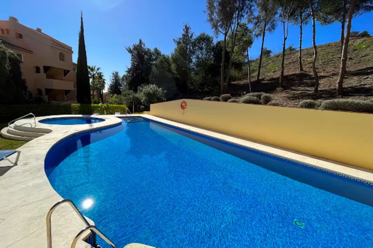 3 sovrum Lägenhet till salu i Elviria med pool - 520 000 € (Ref: 9626065)