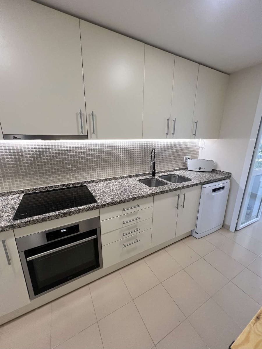 3 makuuhuone Kattohuoneisto myytävänä paikassa Benahavis mukana uima-altaan - 795 000 € (Ref: 9652276)