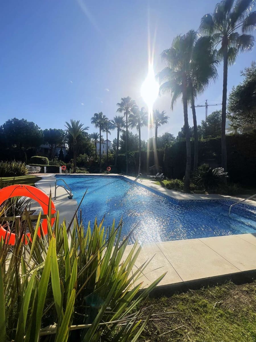 3 makuuhuone Kattohuoneisto myytävänä paikassa Benahavis mukana uima-altaan - 795 000 € (Ref: 9652276)