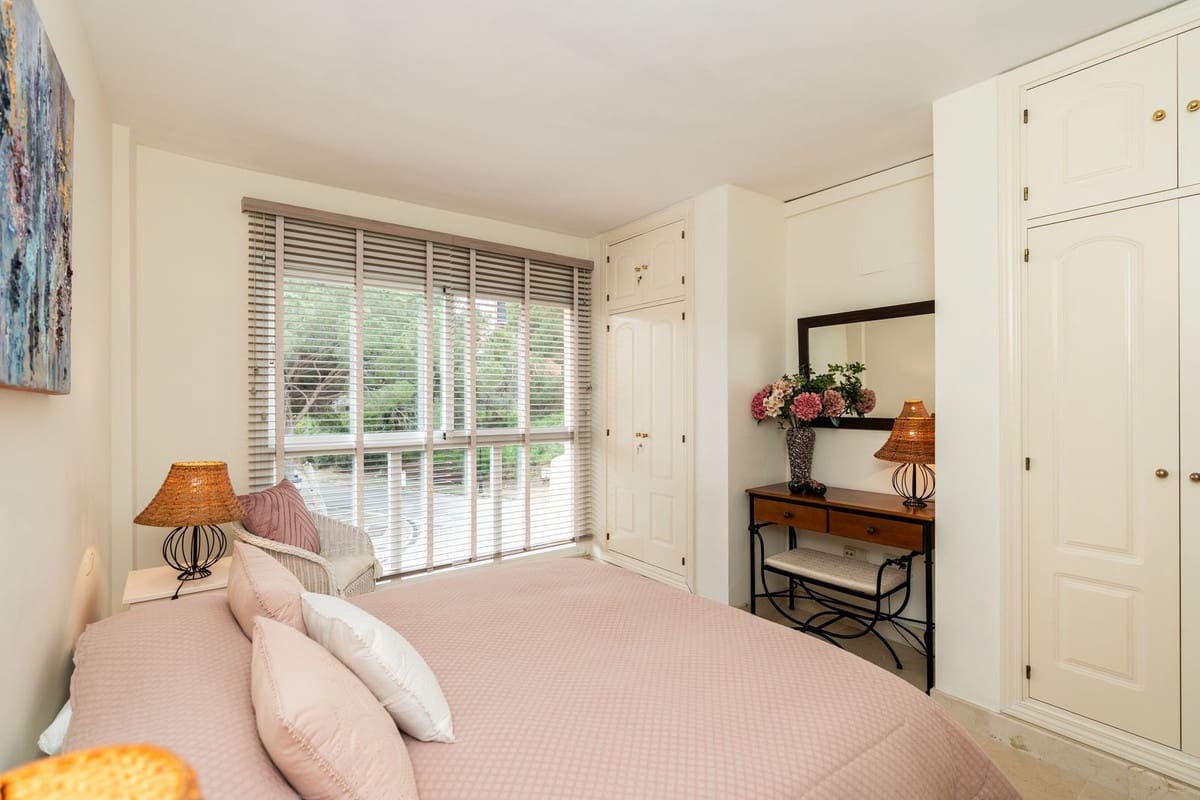 3 soveværelse Penthouse til salg i Elviria med swimmingpool - € 550.000 (Ref: 9662023)