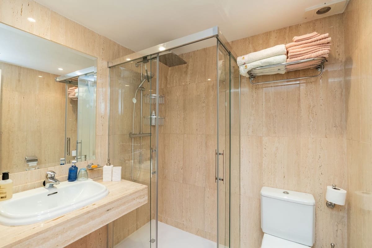 3 soveværelse Penthouse til salg i Elviria med swimmingpool - € 550.000 (Ref: 9662023)