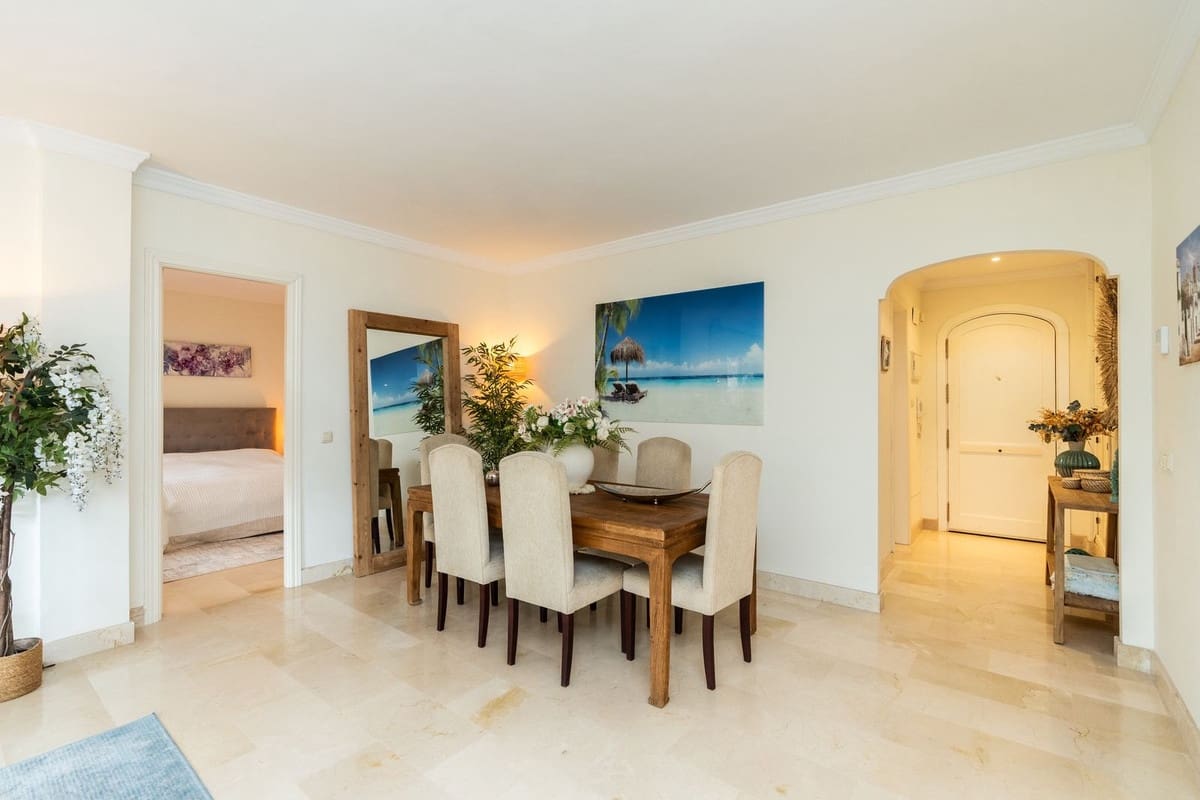 3 soveværelse Penthouse til salg i Elviria med swimmingpool - € 550.000 (Ref: 9662023)