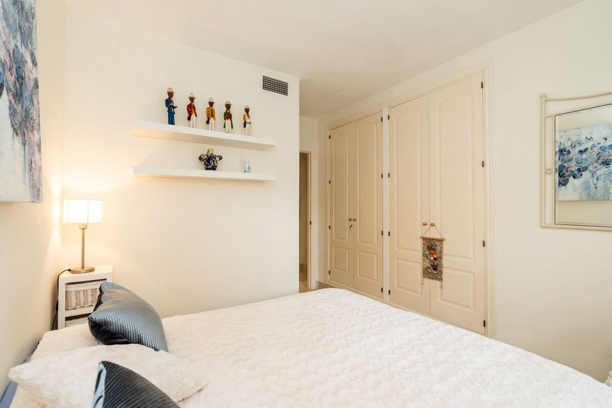 3 soveværelse Penthouse til salg i Elviria med swimmingpool - € 530.000 (Ref: 9662023)