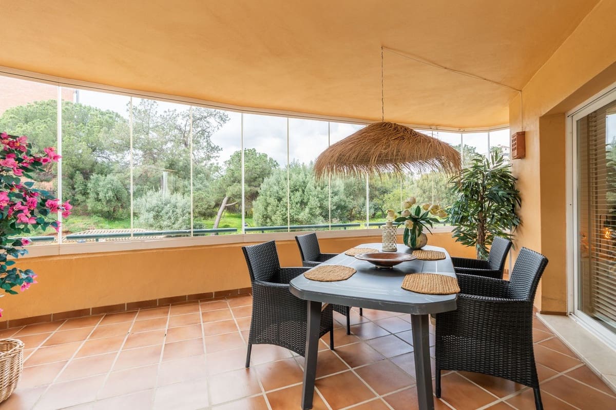3 soveværelse Penthouse til salg i Elviria med swimmingpool - € 530.000 (Ref: 9662023)