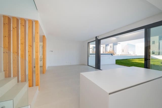 3 quarto Casa em Banda para venda em Atalaya-Isdabe, Estepona com piscina - 850 000 € (Ref: 9704985)