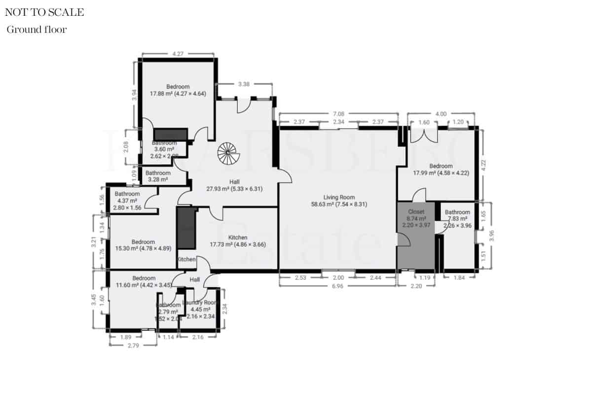 4 soveværelse Villa til salg i Estepona med swimmingpool - € 899.000 (Ref: 9704986)