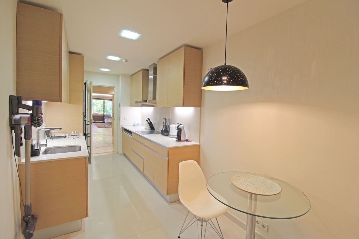 2 camera da letto Appartamento in vendita in Guadalmina con piscina - 675.000 € (Rif: 9704988)