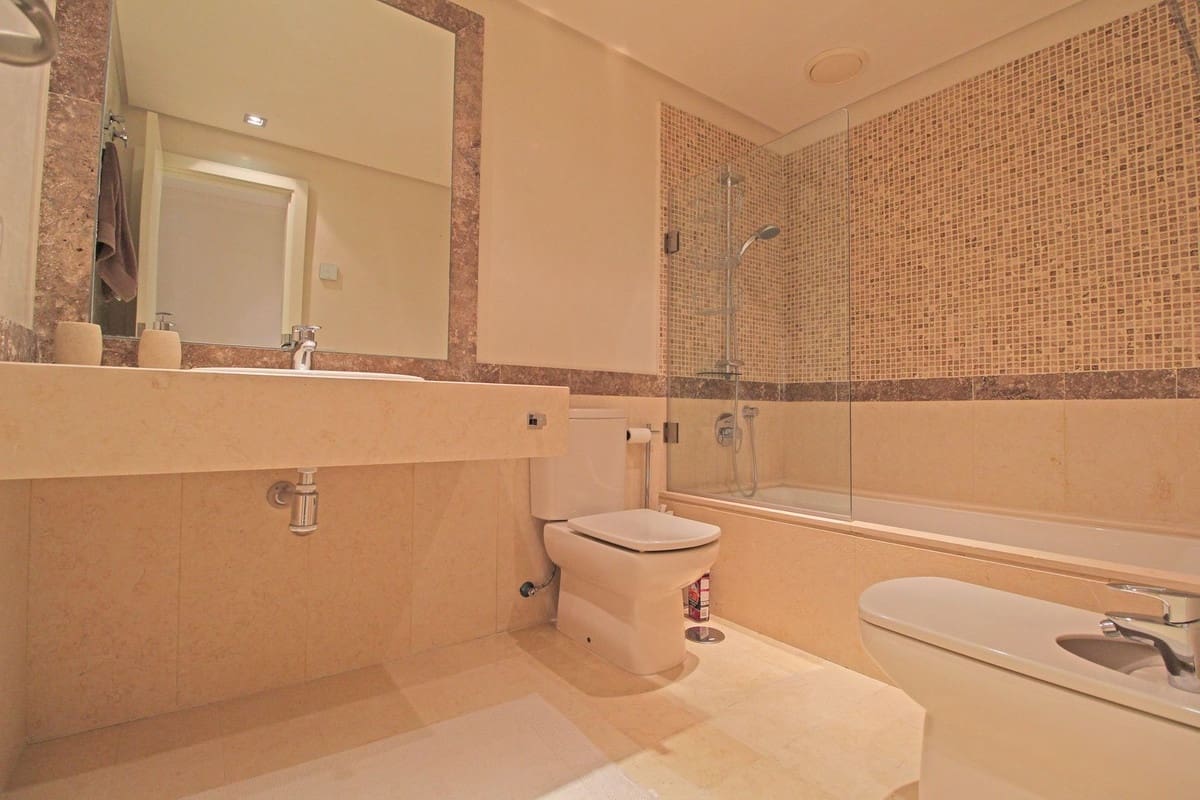 2 camera da letto Appartamento in vendita in Guadalmina con piscina - 675.000 € (Rif: 9704988)