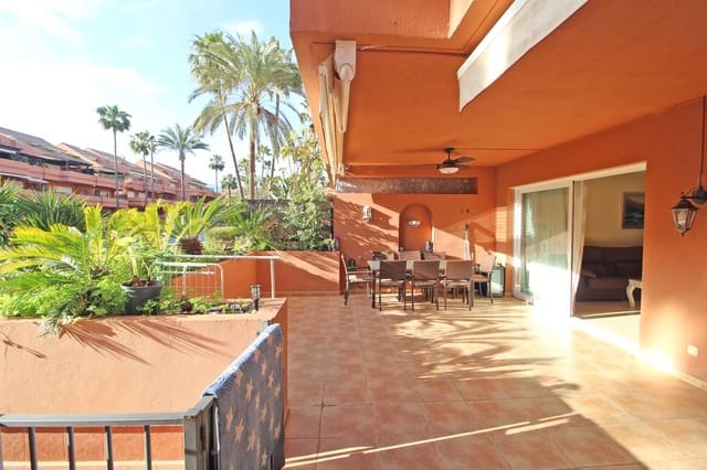 2 quarto Apartamento para venda em Puerto Banus, Marbella com piscina - 850 000 € (Ref: 9704989)