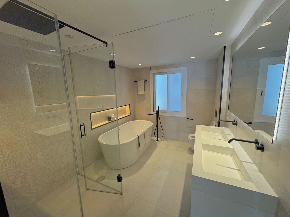 3 camera da letto Appartamento in vendita in Estepona con piscina - 1.995.000 € (Rif: 9704990)