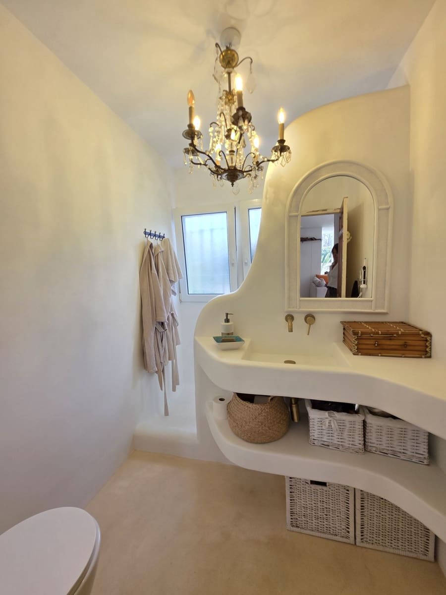 3 quarto Moradia para venda em Calahonda com piscina - 750 000 € (Ref: 9712422)