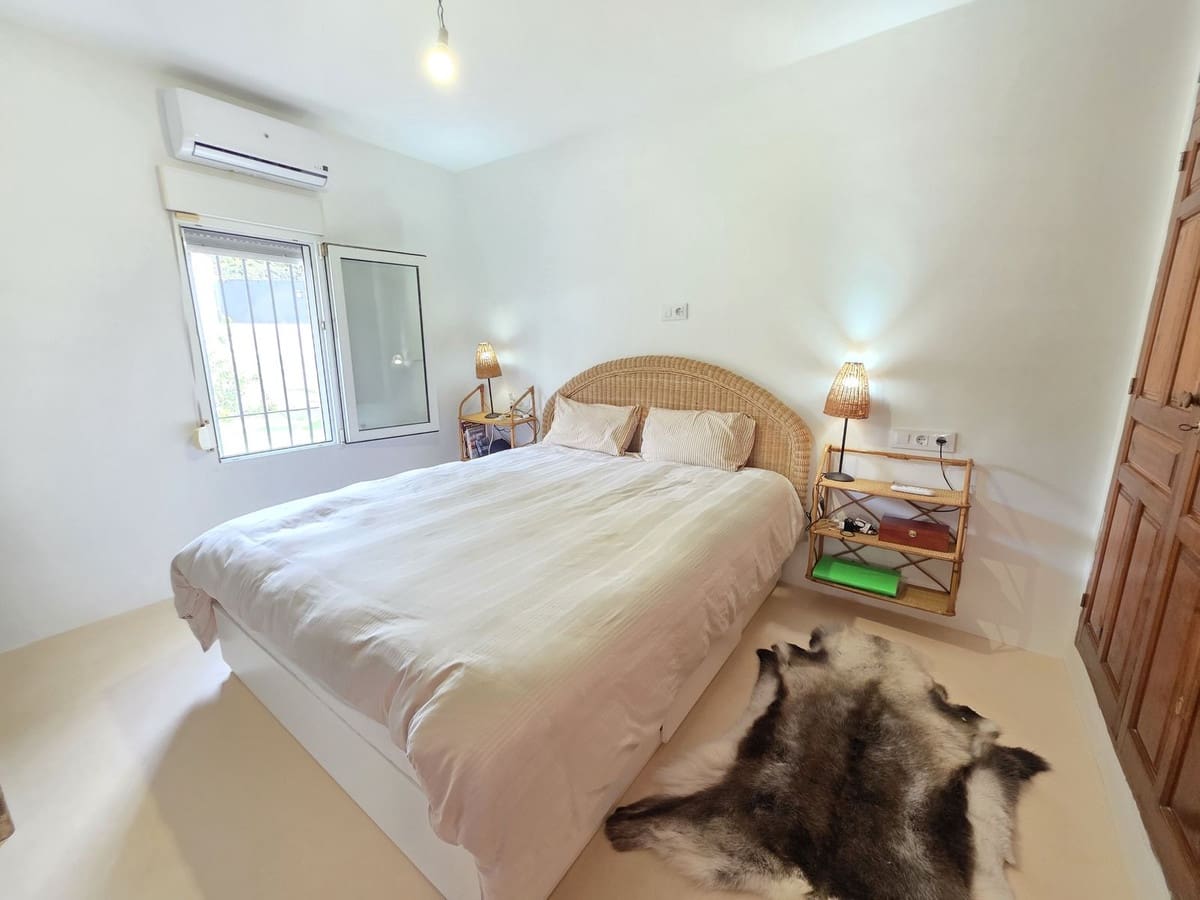 3 quarto Moradia para venda em Calahonda com piscina - 750 000 € (Ref: 9712422)