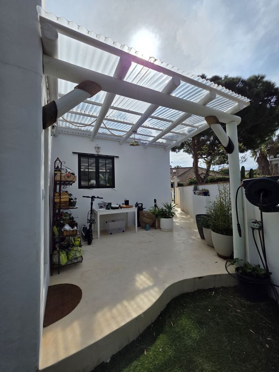 3 quarto Moradia para venda em Calahonda com piscina - 750 000 € (Ref: 9712422)