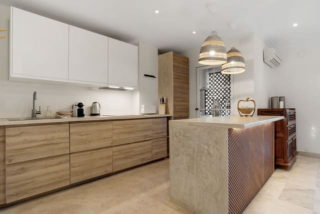 2 camera da letto Appartamento in vendita in Puerto Banus, Marbella con piscina - 545.000 € (Rif: 9712423)