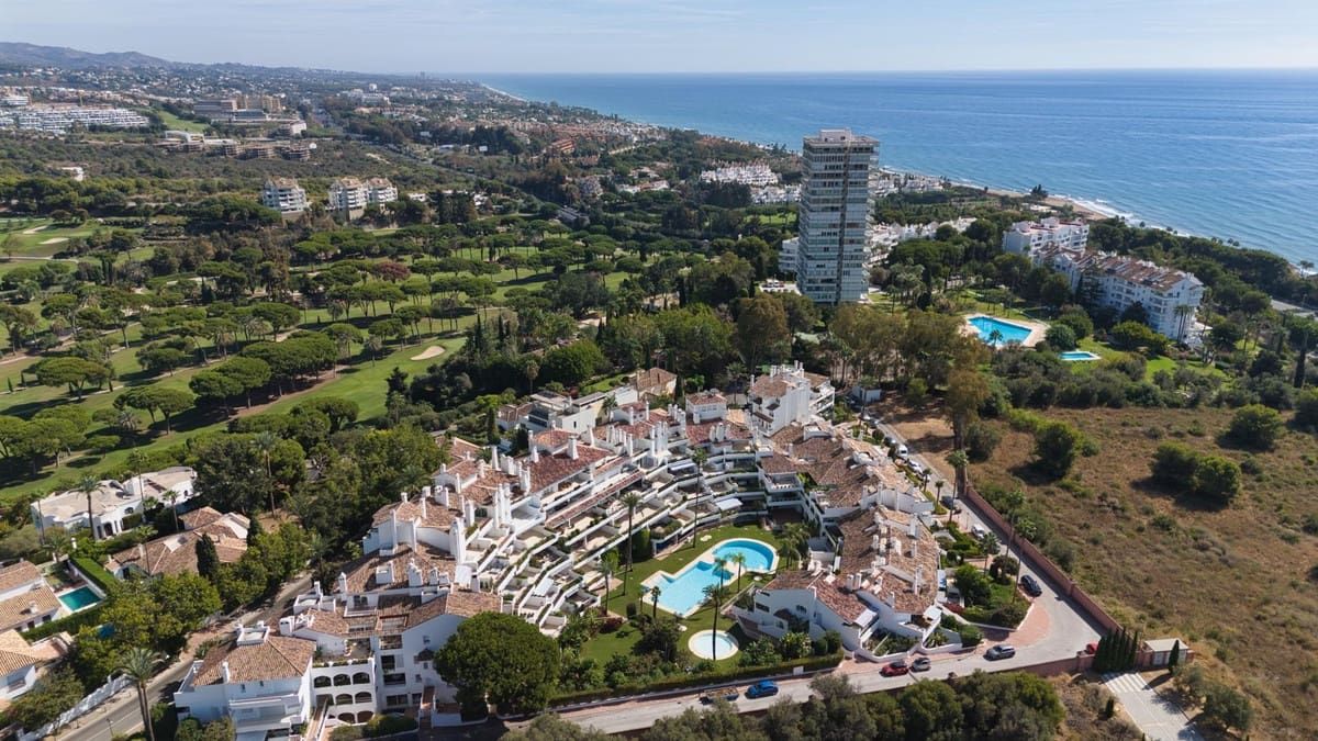 3 Zimmer Apartment zu verkaufen in Rio Real - 1.375.000 € (Ref: 9712424)