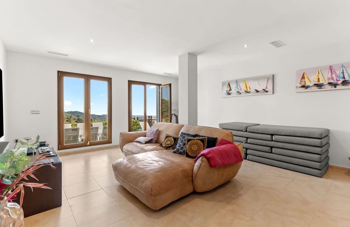 5 soveværelse Villa til salg i Benahavis med swimmingpool - € 1.395.000 (Ref: 9715180)