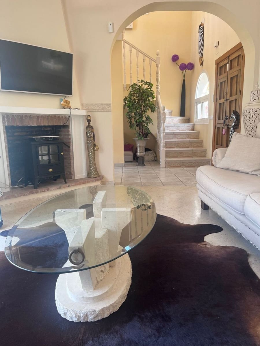 4 Zimmer Villa zu verkaufen in Riviera del Sol - 795.000 € (Ref: 9715184)