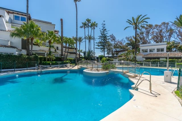 4 slaapkamer Appartement te koop in Elviria, Marbella met zwembad - € 1.495.000 (Ref: 9732469)