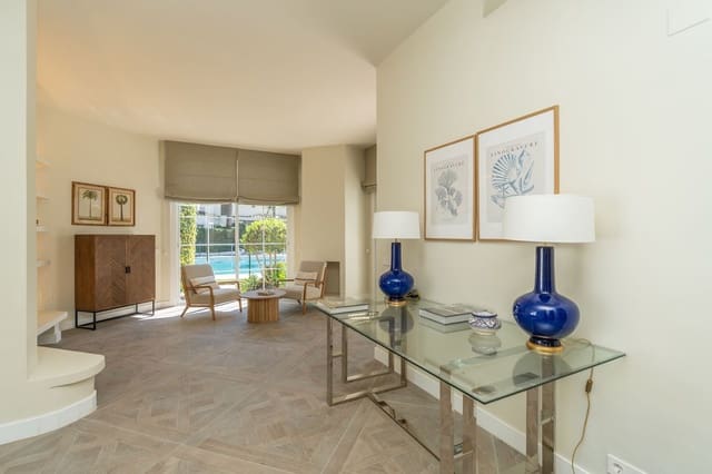 4 makuuhuone Huoneisto myytävänä paikassa Elviria, Marbella mukana uima-altaan - 1 495 000 € (Ref: 9732469)
