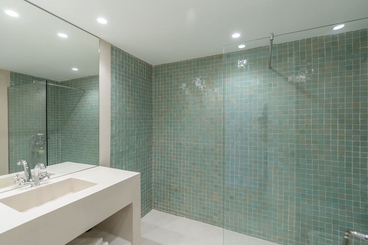 4 bedroom Apartment for sale in Elviria with pool - € 1,495,000 (Ref: 9732469)