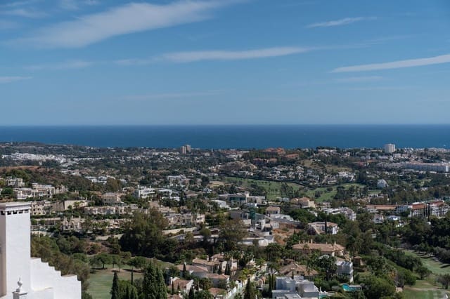 3 chambre Maison de Ville à vendre à La Heredia, Benahavís avec piscine - 750 000 € (Ref: 9744206)