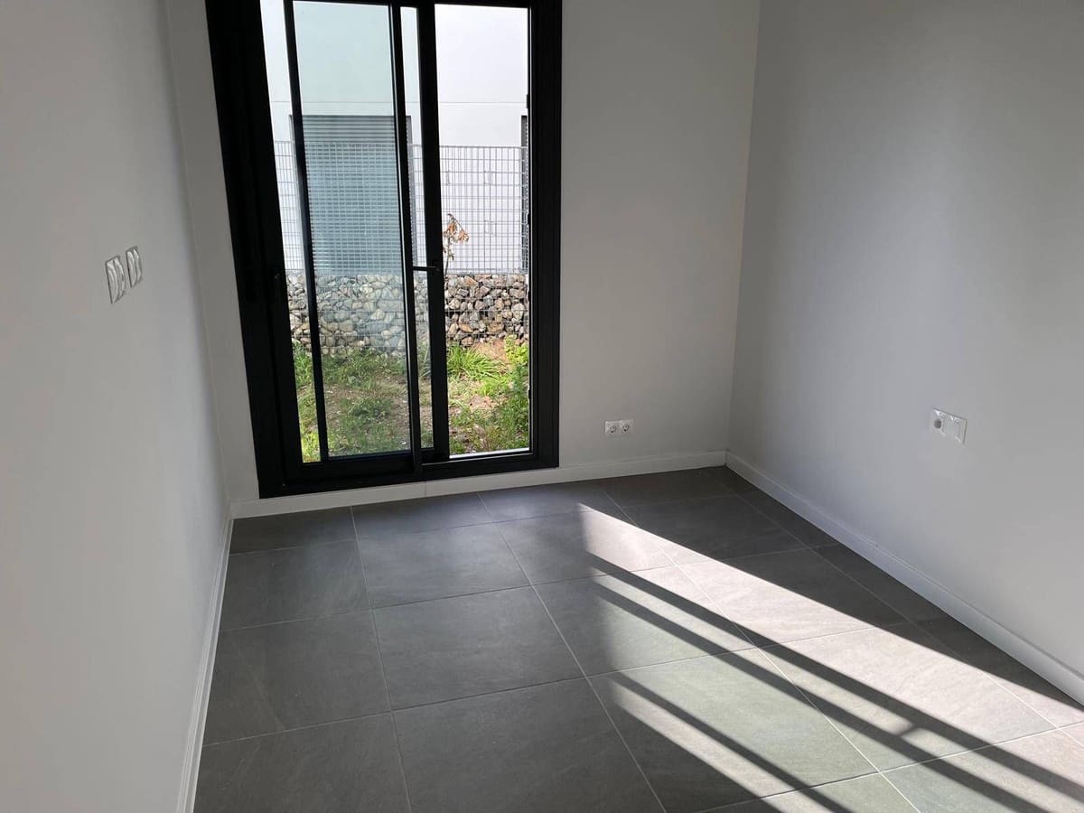 Casa de 3 habitaciones en Riviera del Sol en venta - 599.000 € (Ref: 9744208)