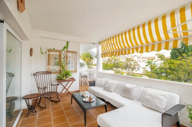 3 soveværelse Lejlighed til salg i La Carolina - Guadalpín, Marbella med swimmingpool - € 630.000 (Ref: 9744209)