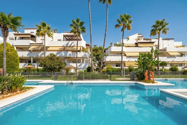 3 soveværelse Lejlighed til salg i La Carolina - Guadalpín, Marbella med swimmingpool - € 630.000 (Ref: 9744209)