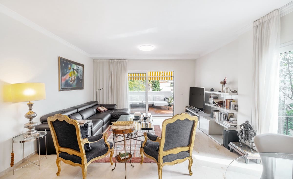 3 soverom Leilighet til salgs i Golden Mile med svømmebasseng - € 595 000 (Ref: 9744209)