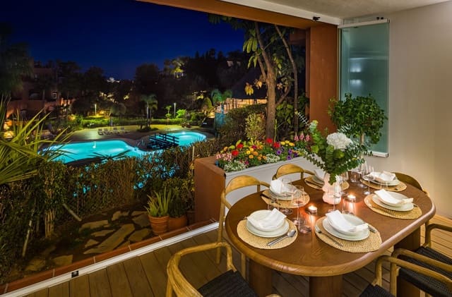 4 camera da letto Appartamento in vendita in Puerto Banus, Marbella con piscina - 820.000 € (Rif: 9744210)