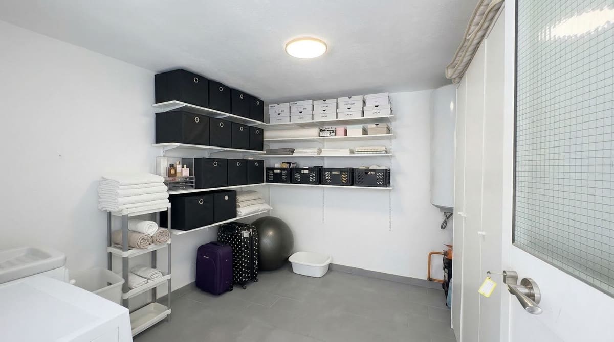 Casa de 3 habitaciones en Calahonda en venta con piscina - 699.999 € (Ref: 9744211)