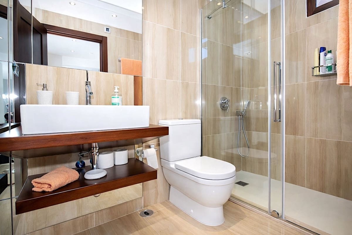 4 quarto Apartamento para venda em Estepona com piscina - 999 000 € (Ref: 9744213)