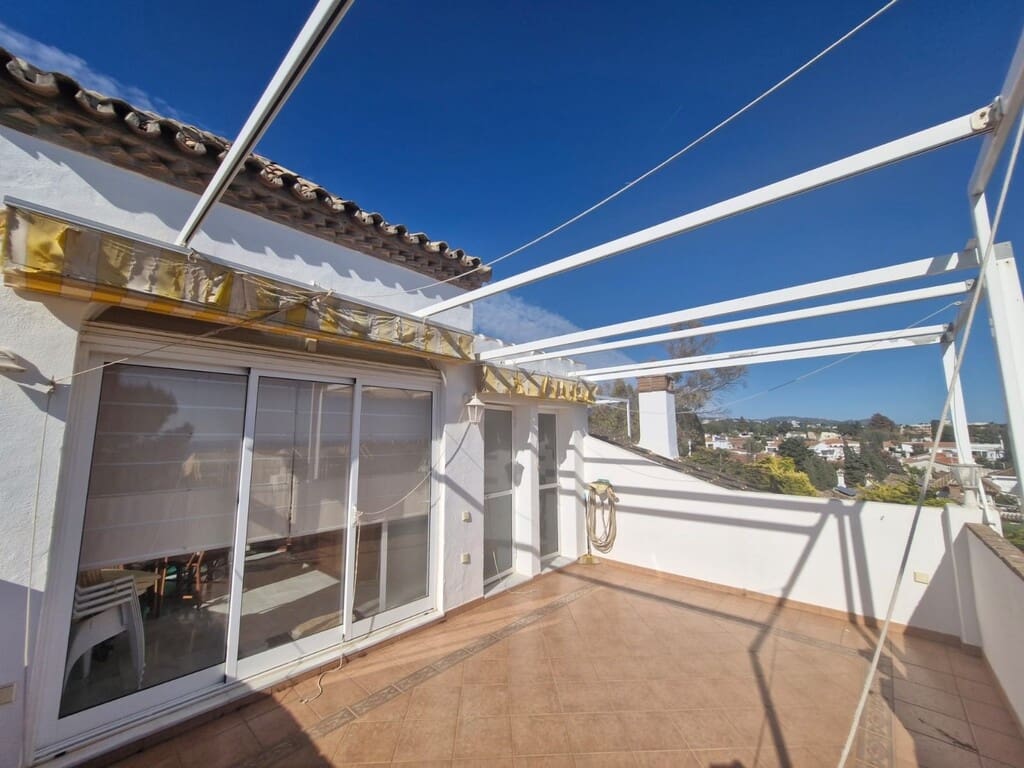 3 bedroom Apartment for sale in Costabella with pool - € 459,000 (Ref: 9744214)