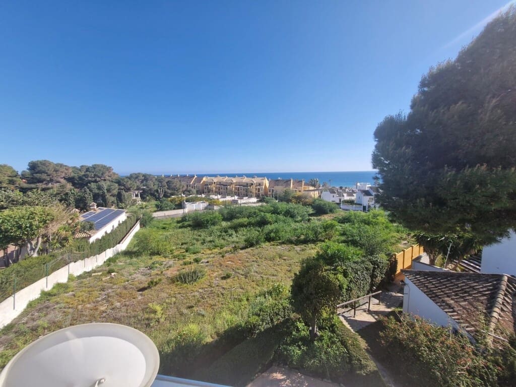 3 bedroom Apartment for sale in Costabella with pool - € 459,000 (Ref: 9744214)