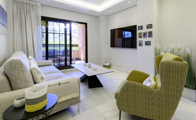 3 sovrum Lägenhet till salu i Parque Central, Estepona med pool - 659 950 € (Ref: 9744215)