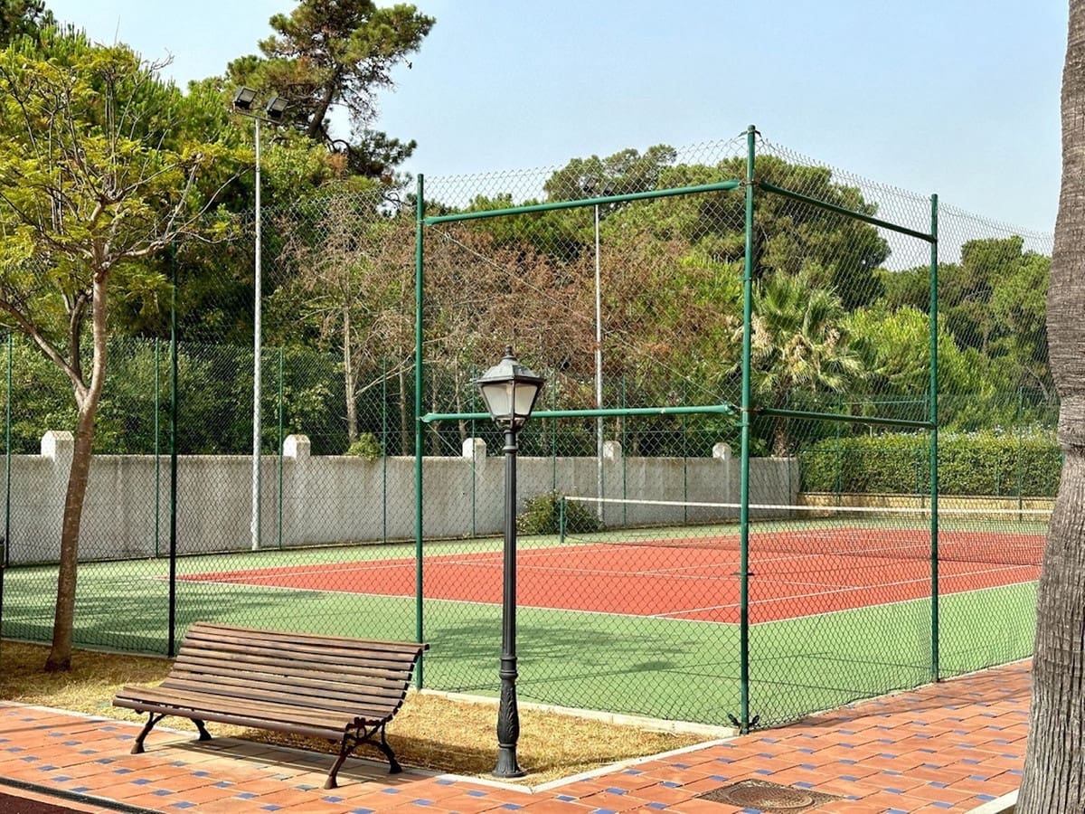 3 sypialnia Apartament na sprzedaż w Estepona z basenem - 659 950 € (Ref: 9744215)