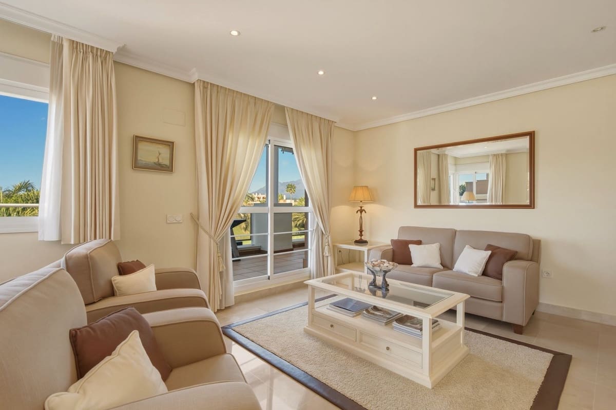 3 soverom Leilighet til salgs i Estepona med svømmebasseng - € 549 000 (Ref: 9744216)