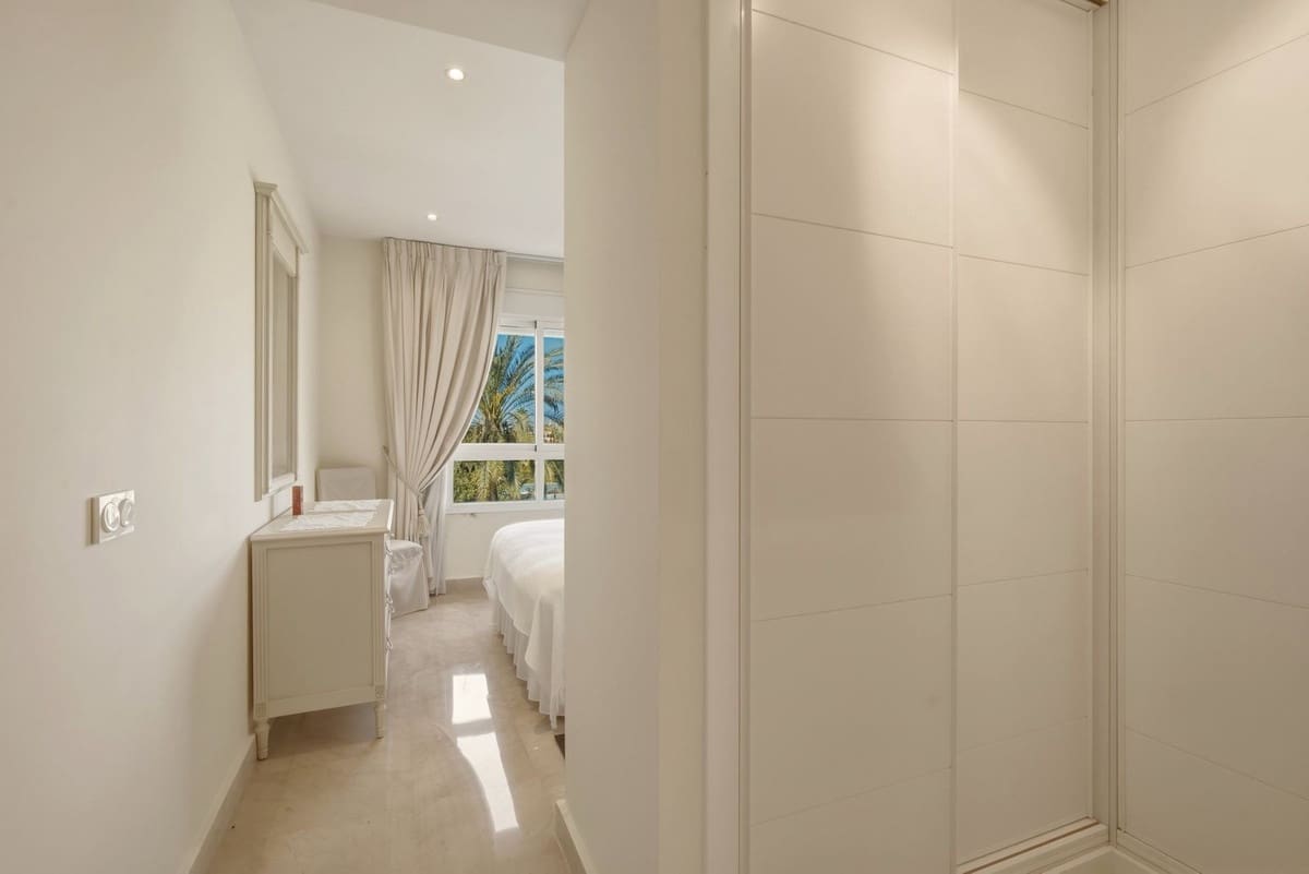 3 soverom Leilighet til salgs i Estepona med svømmebasseng - € 549 000 (Ref: 9744216)