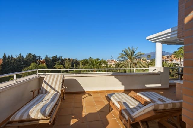3 chambre Appartement à vendre à Parque Central, Estepona avec piscine - 549 000 € (Ref: 9744216)