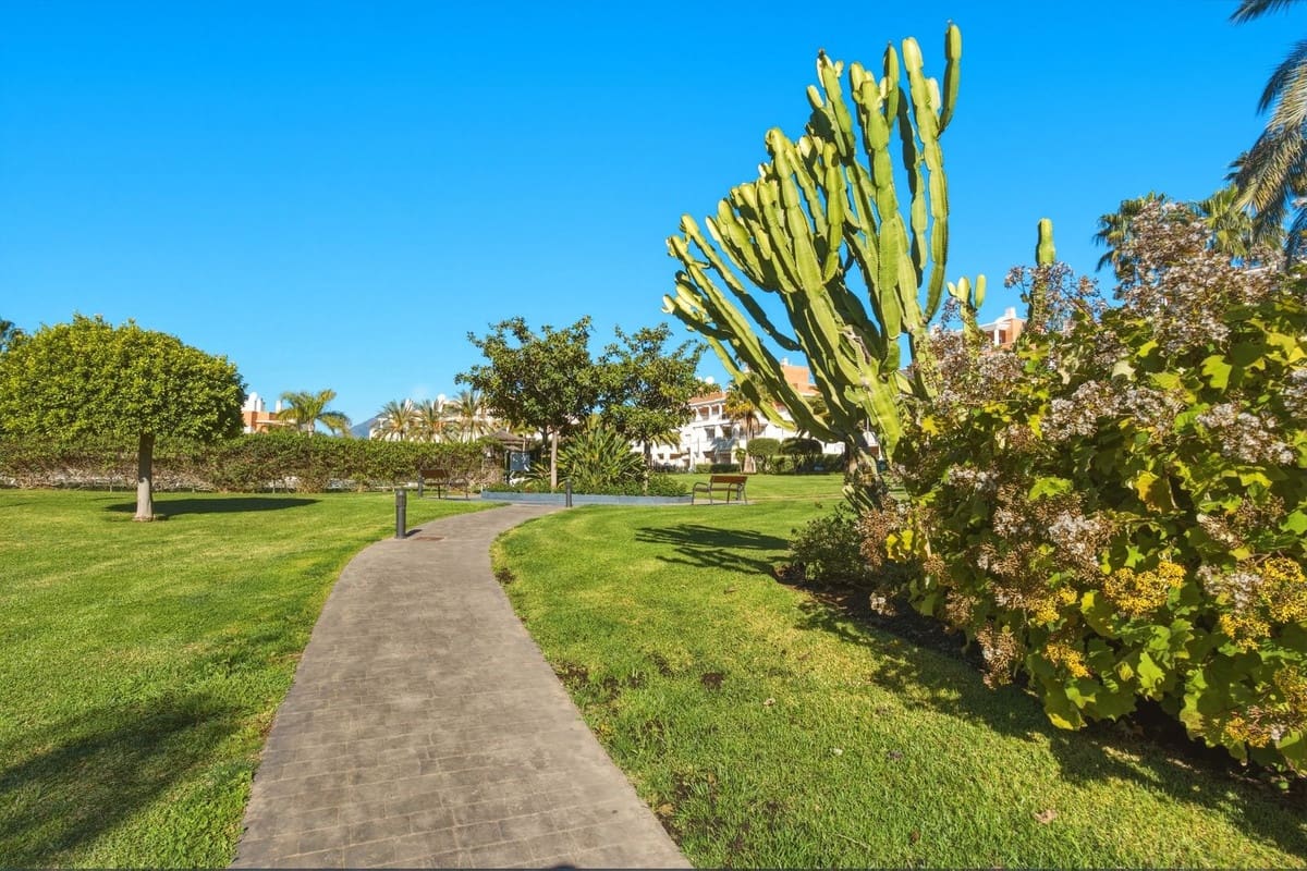 3 soverom Leilighet til salgs i Estepona med svømmebasseng - € 549 000 (Ref: 9744216)