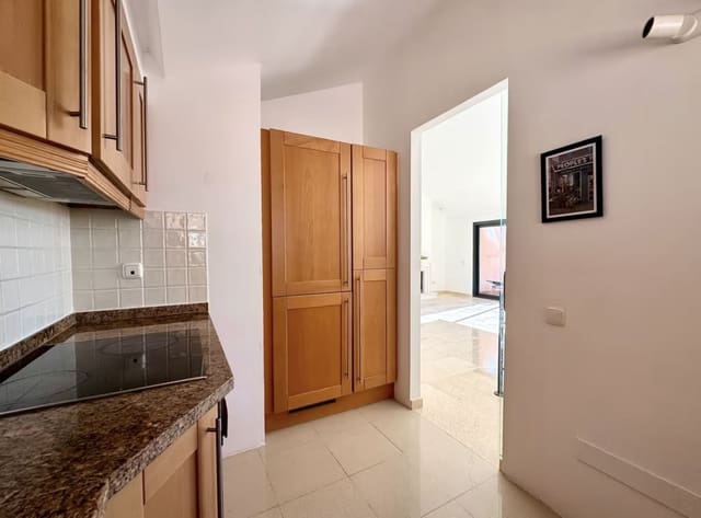 3 soveværelse Lejlighed til salg i Calahonda, Mijas med swimmingpool - € 475.000 (Ref: 9744220)