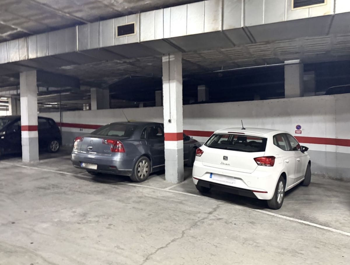 Apartamento de 3 habitaciones en Calahonda en venta con piscina - 475.000 € (Ref: 9744220)