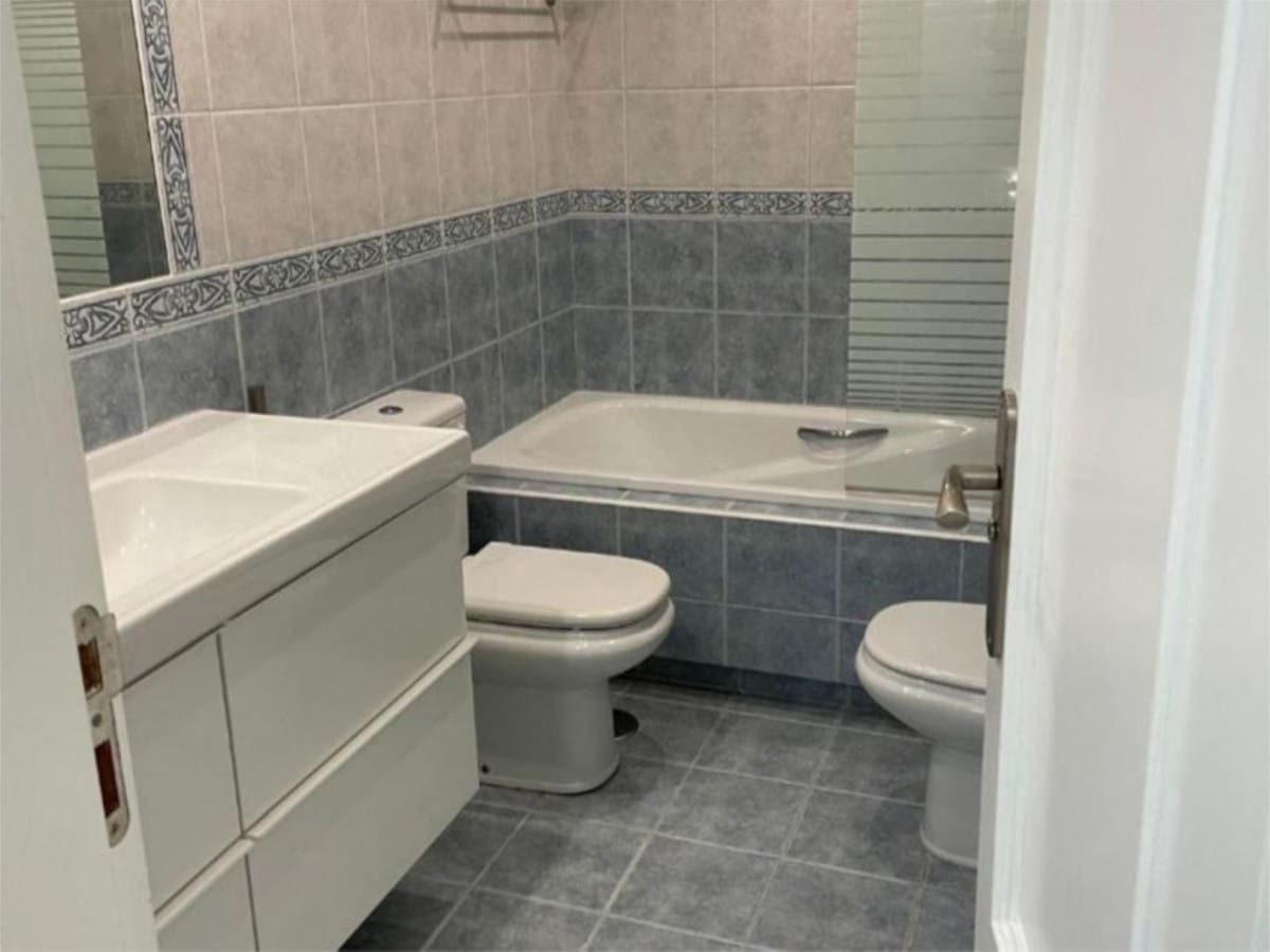 4 bedroom Townhouse for sale in Marbella with pool - € 815,000 (Ref: 9748233)