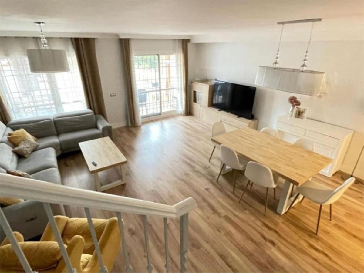 4 bedroom Townhouse for sale in Marbella with pool - € 815,000 (Ref: 9748233)