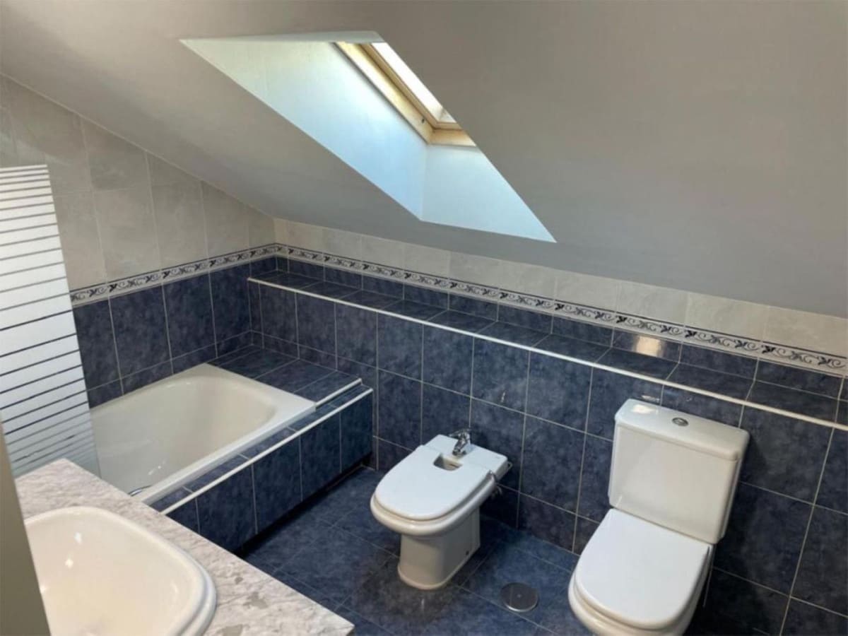 4 bedroom Townhouse for sale in Marbella with pool - € 815,000 (Ref: 9748233)