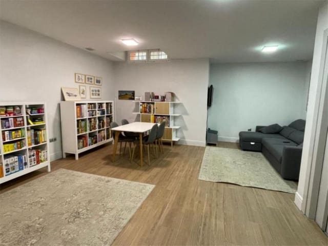 4 soverom Hus til salgs i Casco Antiguo, Marbella med svømmebasseng - € 815 000 (Ref: 9748233)