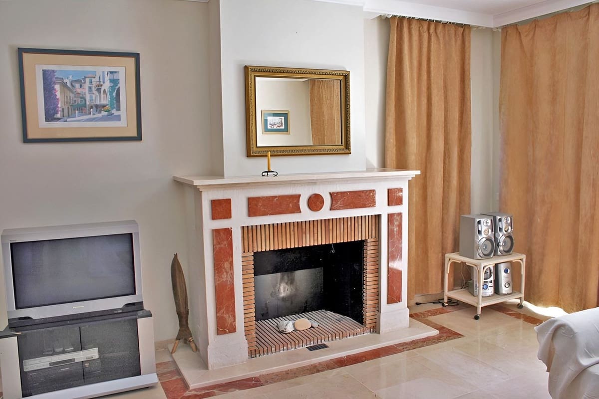 4 quarto Apartamento para venda em Guadalmansa com piscina - 1 300 000 € (Ref: 9748234)